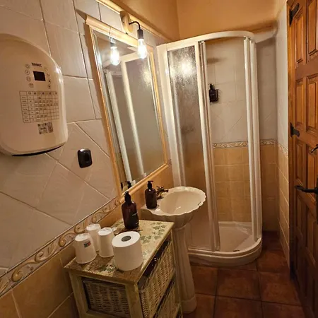 El Campanario Country house *